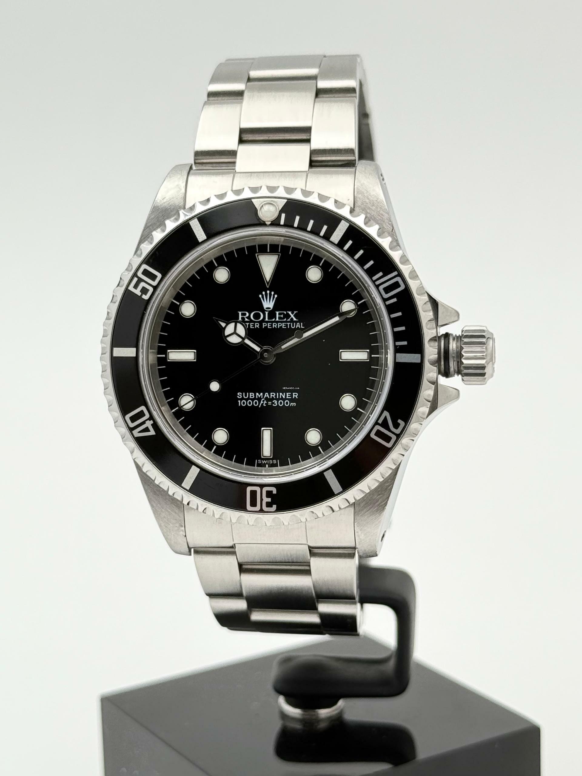  Rolex Submariner (No Date) Swiss Only 2 liner  