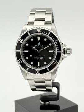  Rolex Submariner (No Date) Swiss Only 2 liner  