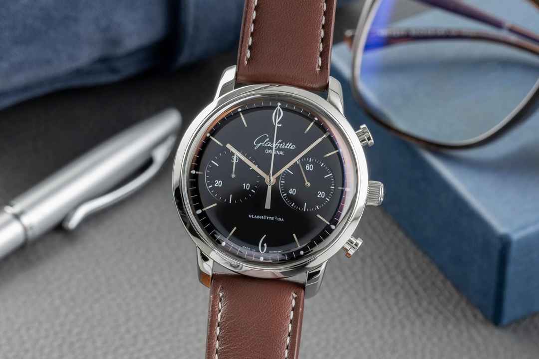  Glashütte Original Sixties Chronograph Senator Sixties Chronograph Ref 1-39-34-02-22-04 Papiere 2010  
