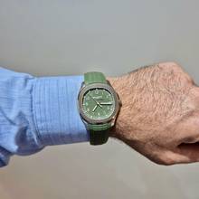 Thumbnail von Patek Philippe Aquanaut Ouro Branco Caqui 42mm Automático Completo