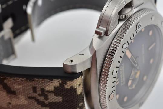  Panerai Luminor Submersible Quarantaquattro Navy Seals PAM01518 PAM 1518  