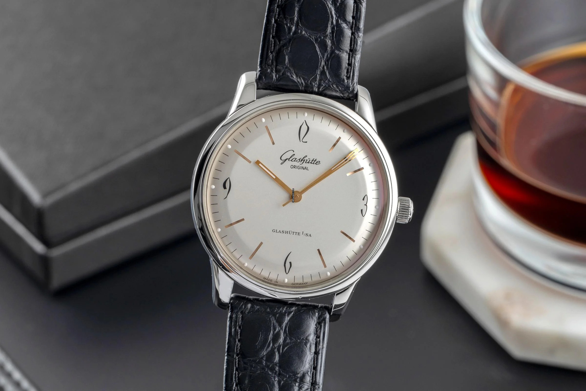 Glashütte Original Sixties Stahl Automatik Ref.1-39-52-01-02-04 B&P 2017