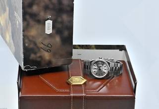 Thumbnail von Rolex Day-Date Oysterquartz very rare Vintage 19019 | Collectors Full Set | white gold