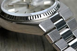 Thumbnail von Rolex Day-Date Oysterquartz very rare Vintage 19019 | Collectors Full Set | white gold