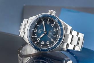 Thumbnail von TAG Heuer Autavia Stahl Automatik Herrenuhr Ref. WBE5116 Box und Papiere 2023