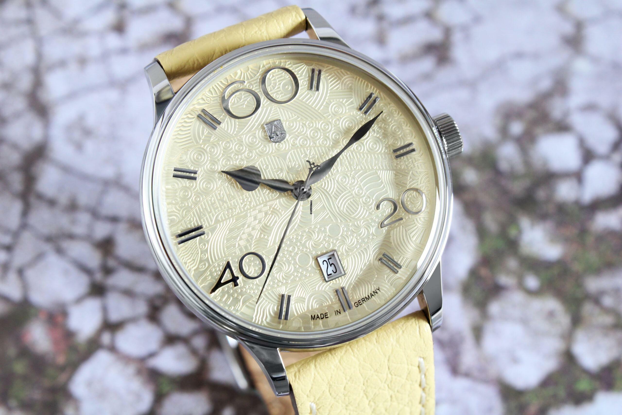 Alexander Shorokhoff Emotio Uno 2 Varianten creme und weiss limitiert auf 50 Exemplare