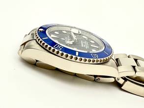 Thumbnail von Rolex Submariner Date Smurf 18 kt. Gold Full Set 2022