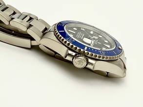 Thumbnail von Rolex Submariner Date Smurf 18 kt. Gold Full Set 2022