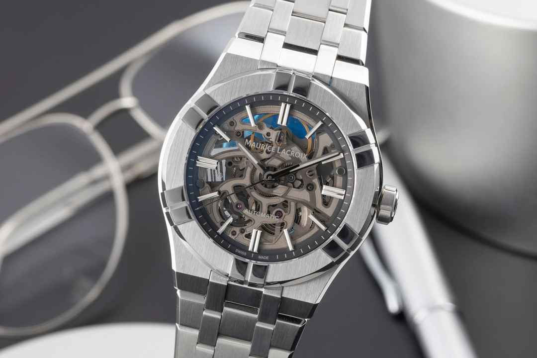  Maurice Lacroix AIKON Skeleton Stahl Automatik Ref Al6007-SS002-030-1 B&P 2024 