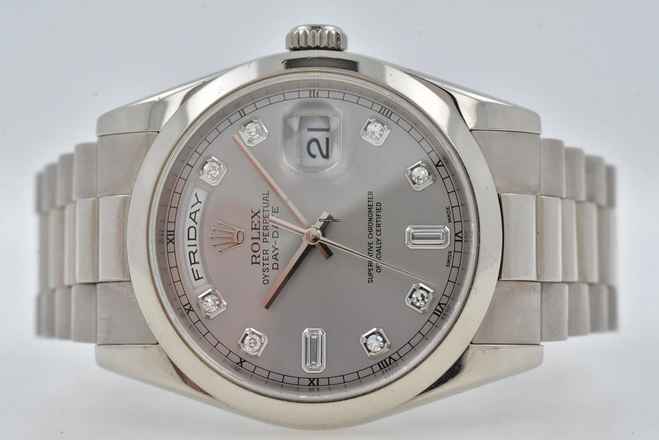  Rolex Day-Date 36 Oyster Perpetual Day Date 36 18k White Gold Weißgold Diamond Dial 118209 