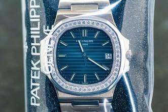 Thumbnail von Patek Philippe Nautilus Jumbo | 5713/1G | Whitegold | Diamond Bezel | sealed