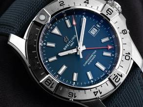 Thumbnail von Breitling Avenger Automatic GMT Ref.A32320101C1X1 2025 Full Set Ungetragen