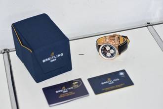 Thumbnail von Breitling Navitimer 1 B01 43mm RB0138211B1P1 Deployant 18k Rose Gold