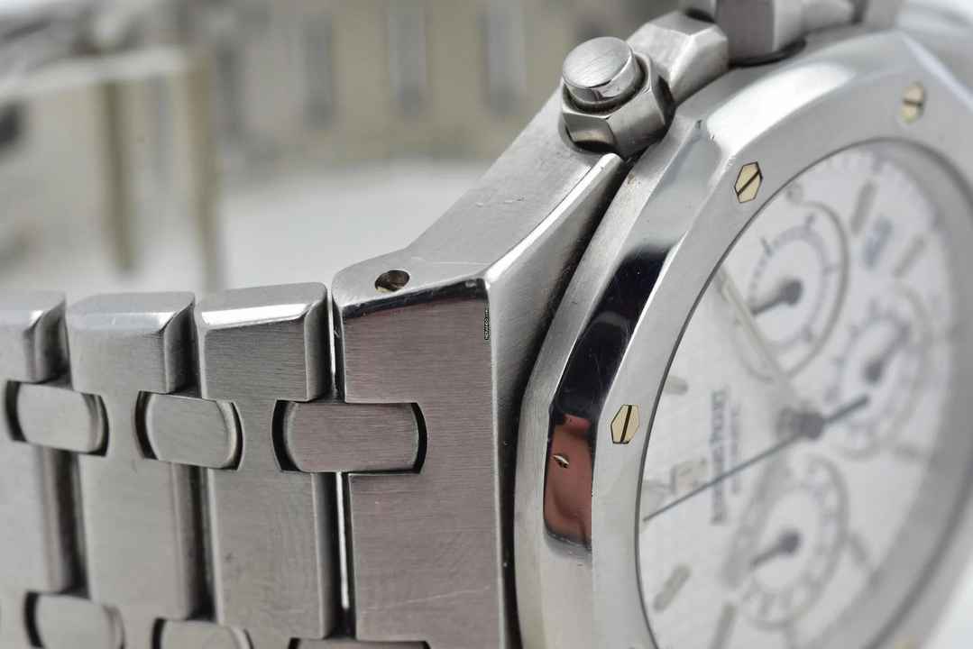  Audemars Piguet Royal Oak Chronograph 25860ST.OO.1110ST.05 Silver Dial 39mm 