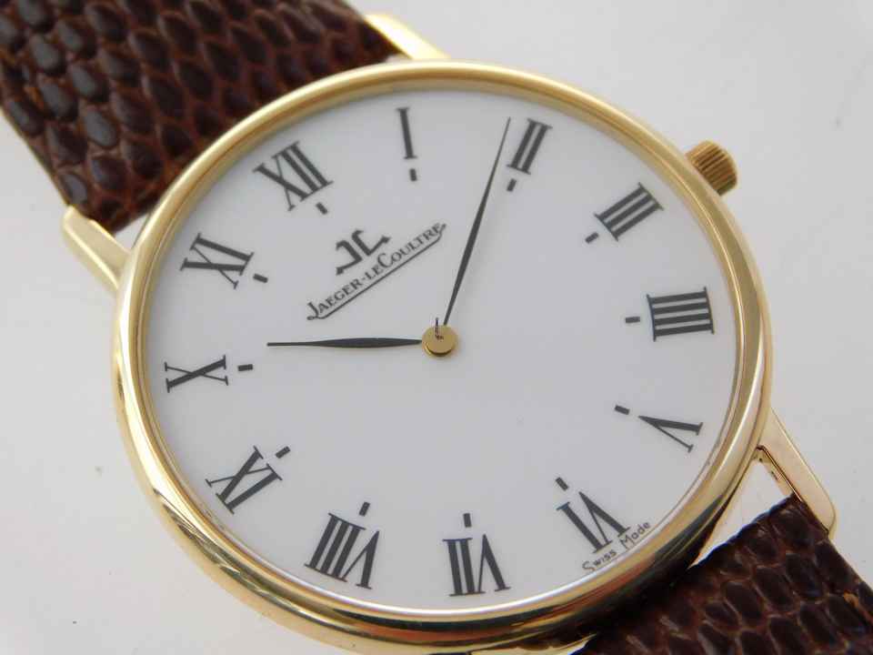  Jaeger-LeCoultre Ultra Thin 18 Karat Gelbgold Herrenuhr im TOP Zustand 33 mm ohne Krone 