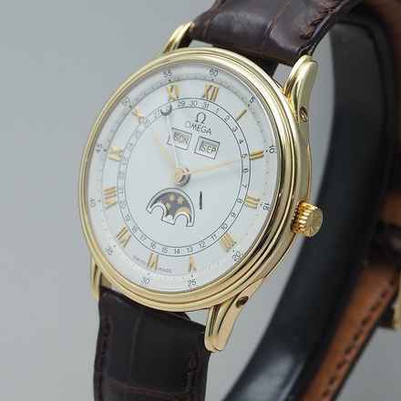  Omega Triple Date Moonphase Cal.715 RARE collectors watch 