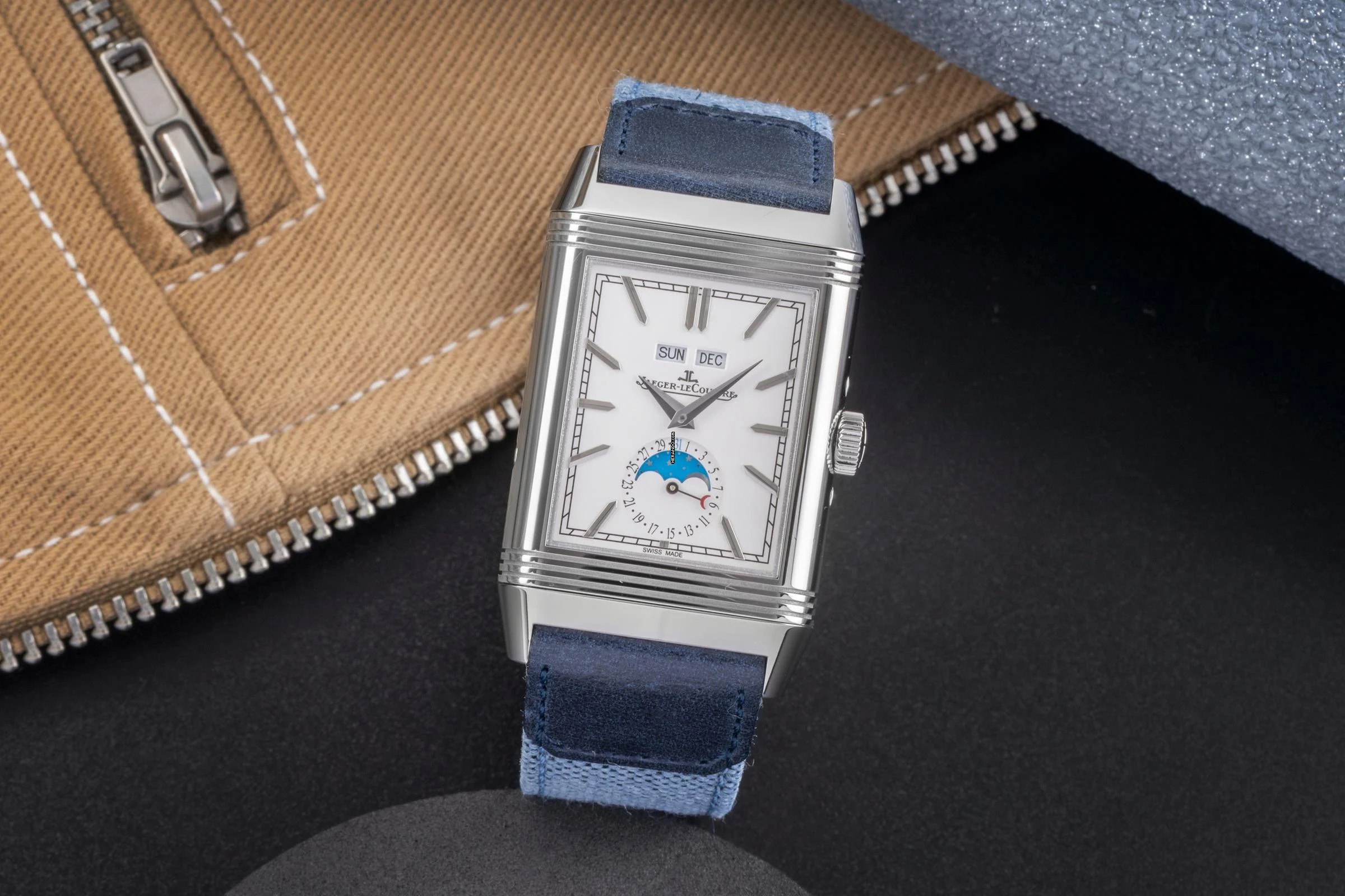 Jaeger-LeCoultre Reverso Tribute Calendar Stahl Ref. Q3918420 216.8.D3 B&P 2023