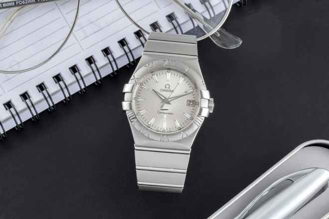  Omega Constellation Quartz Double Eagle Stahl Quarz Herrenuhr Ref. 123.10.35.60.02.001 