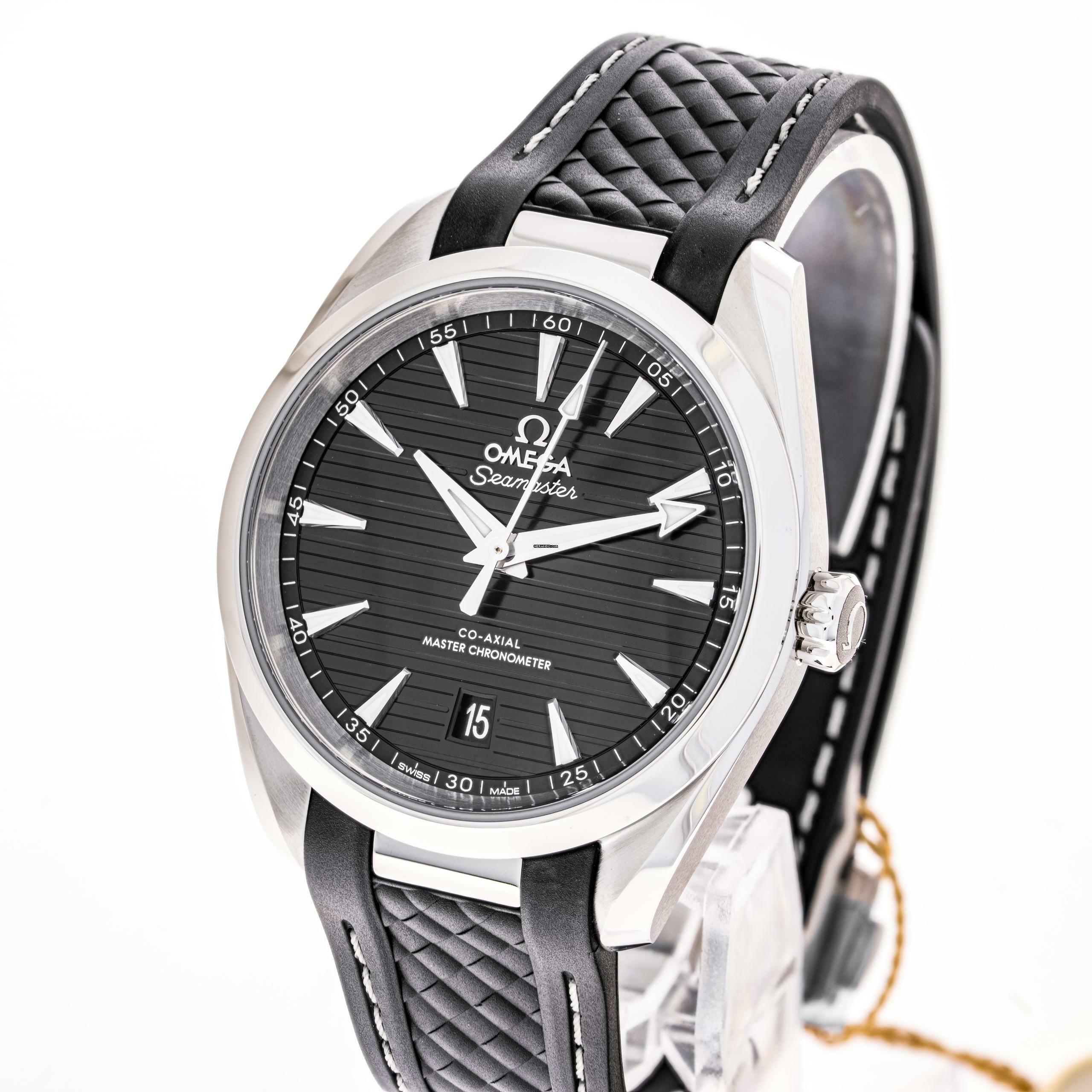 Omega Seamaster Aqua Terra 38 Black – 220.12.38.20.01.001 – like NEW – 07/2021 Full Set