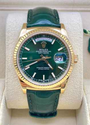  Rolex Day-Date 36 Green Dial 36mm Yellowg. 18Kt. Top Condition (Folding Clasp 