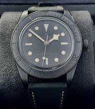 Thumbnail von Tudor Black Bay Full set box and papers like new 2021 ceramic automatic 41mm