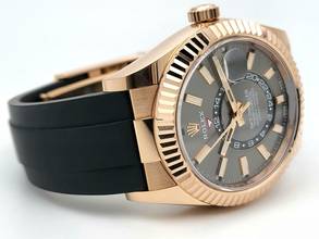 Thumbnail von Rolex Sky-Dweller 18 Kt. Rose gold like new 99,9% rhodium grey dial Full Set 2023