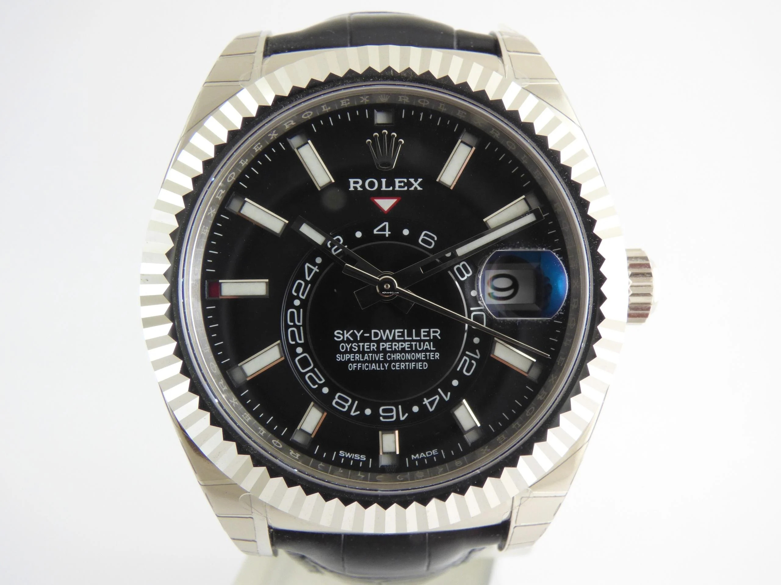 Rolex Sky-Dweller Whitegold all stickers on the watch