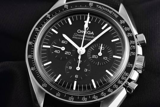  Omega Speedmaster Professional Moonwatch Ref.310.32.42.50.01.002 2025 Full Set Ungetragen 