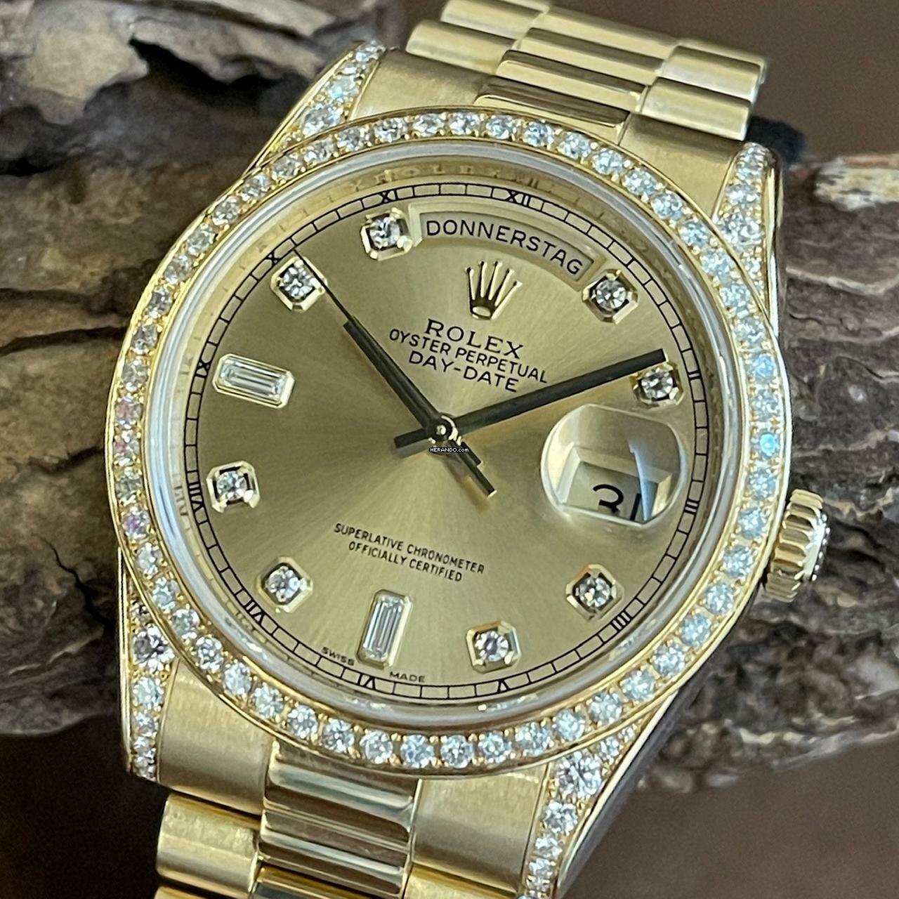 Rolex Day-Date 36 Day-Date 36mm - 750er Gelbgold - Diamant - FULLSET 2015 LC100 - Ref. 118338 Aftermarket Iced out Bezel