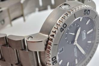 Thumbnail von Oris Aquis Titan Small Date Titanium 01 743 7664 7253