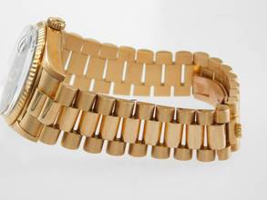 Thumbnail von Rolex Day-Date 36 mit Rolex Service Papieren von 2020 Day-Date 18 Karat Gelbgold im Top Zustand blaues Blatt LC 100 deutscher Wochentag