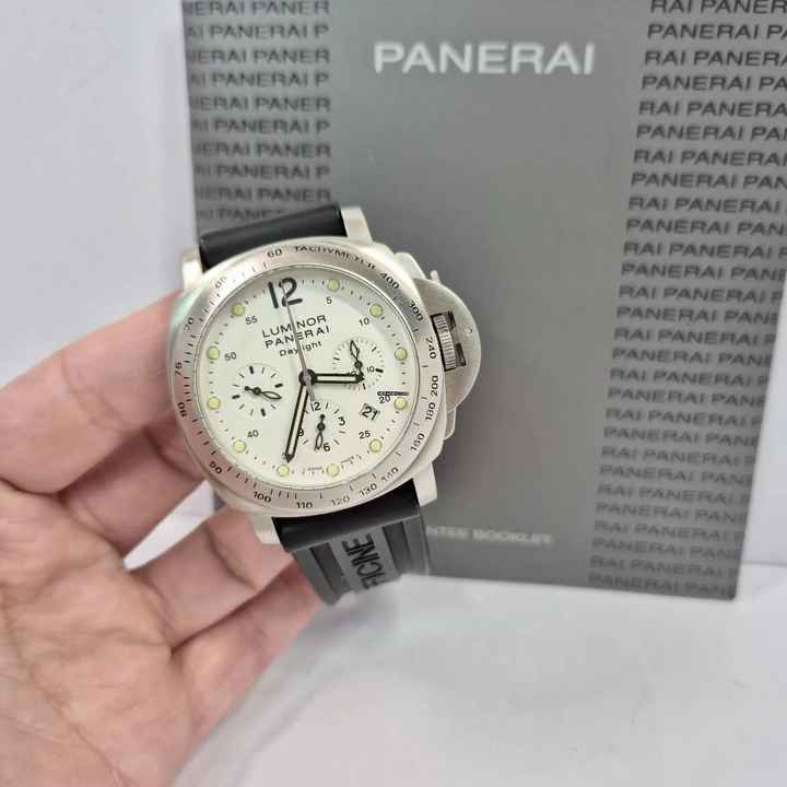  Panerai Luminor Chrono Daylight White Dial 44mm Automático Completo 