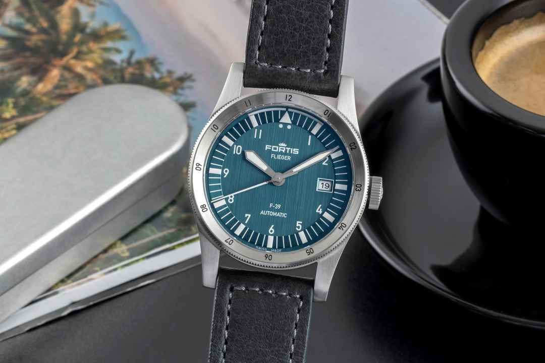  Fortis F-39 Flieger F-39 Petrol Edelstahl Automatik Herrenuhr Ref. F422.0029 Box 