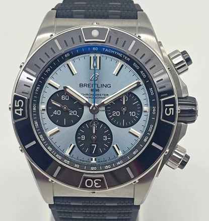  Breitling Chronomat Super Chronomat B01 44 Ice Blue Platin Lünette Ice Blue PB0134 Fullset Garantie bis 2032 