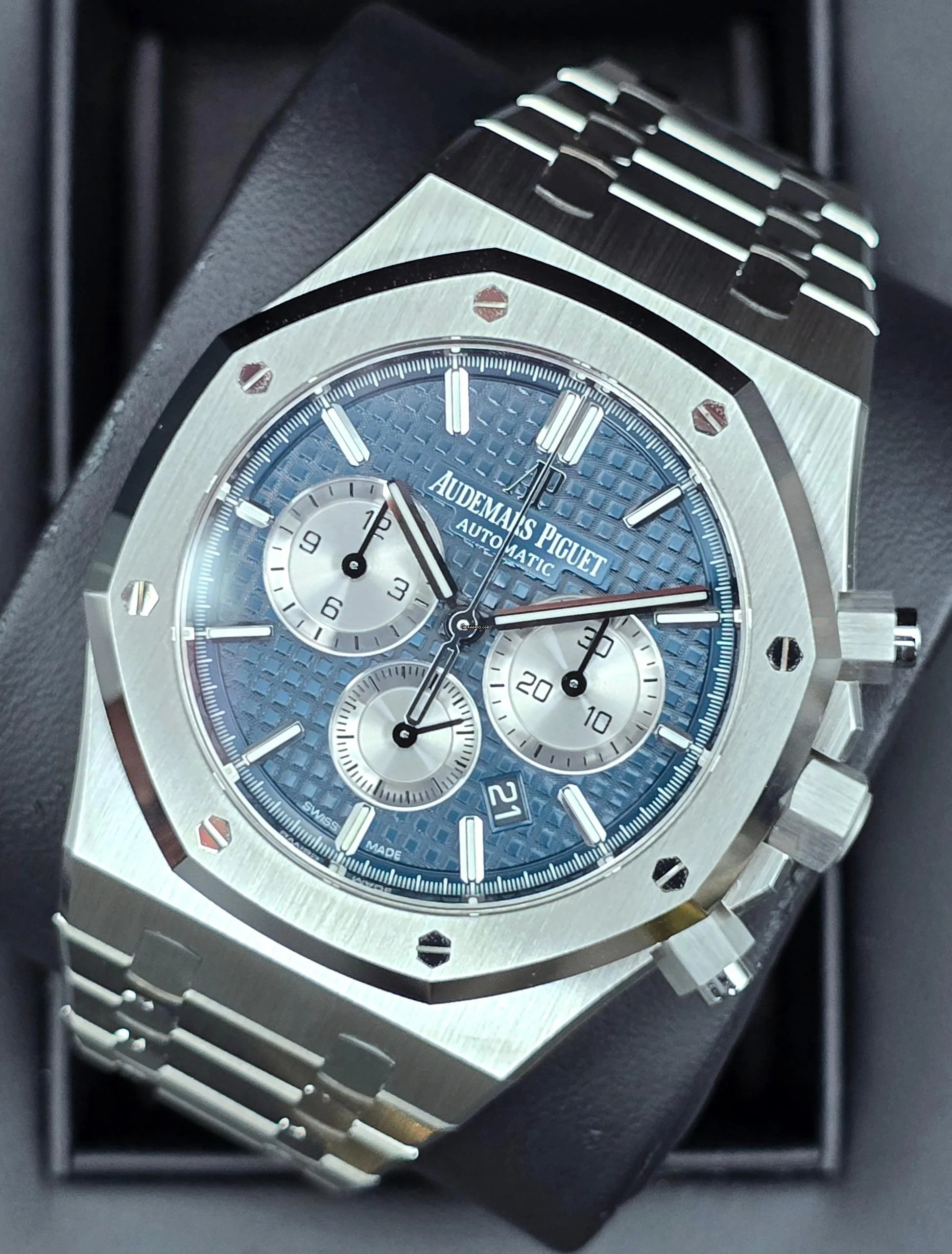  Audemars Piguet Royal Oak Chronograph 41MM 26331ST.OO.1220ST.01 Unworn/New Condition Full Set 6-2021 