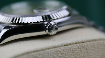 Thumbnail von Rolex Datejust 36 Silver 6&9 Diamond - like New - Fullset - 11/2023