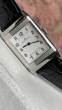  Jaeger-LeCoultre Reverso Classique Classic Medium Thin Top condition incl Papers 