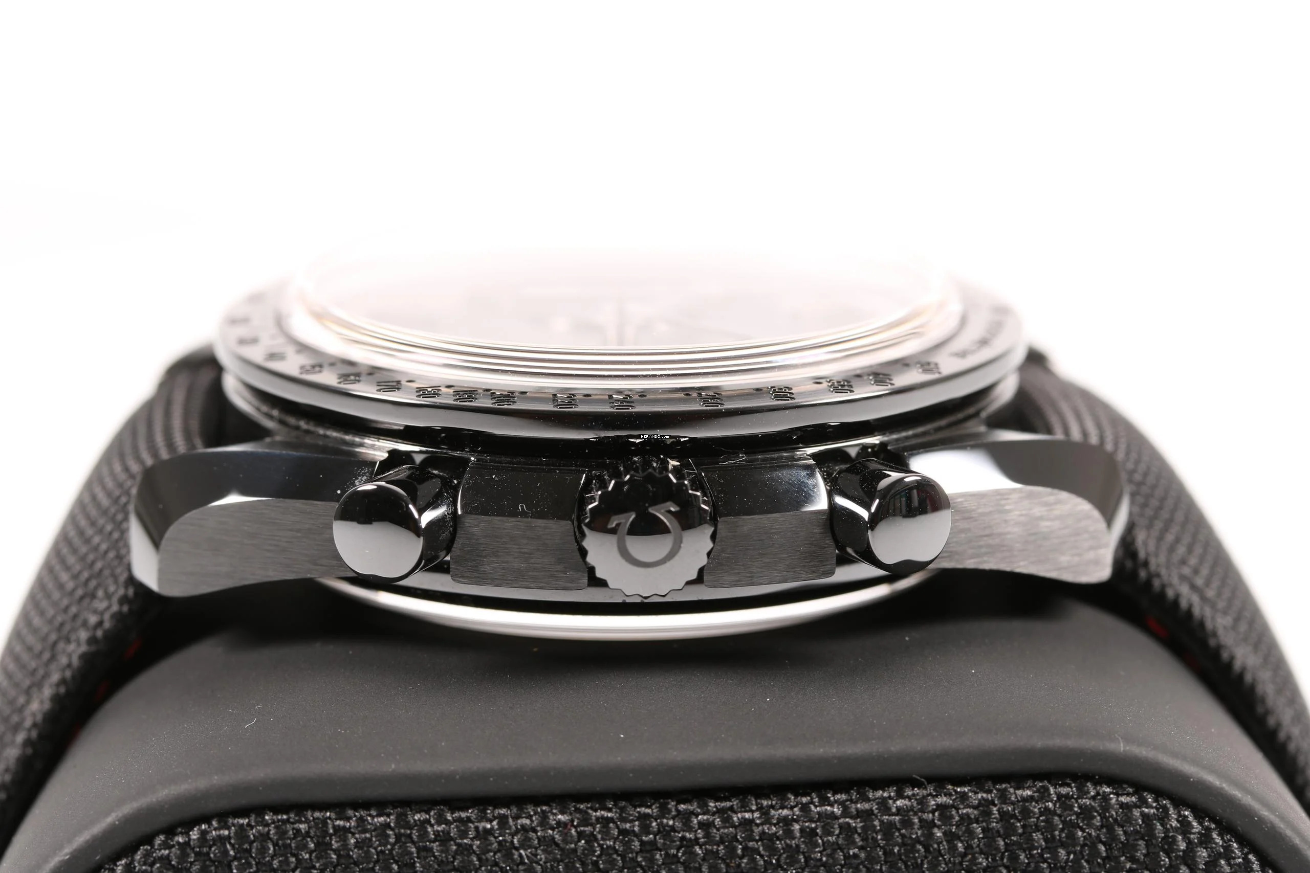  Omega Speedmaster Moonwatch Dark Side Of The Moon ref. 311.92.44.51.01.005 aus 2025 
