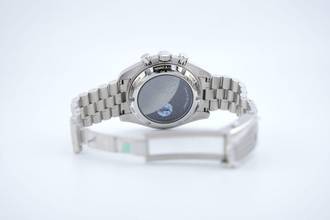 Thumbnail von Omega Speedmaster Professional Moonwatch Silver Snoopy Award - UNWORN - With Additional Leather Strap - With Box And Papers - 310.32.42.50.02.001 2024