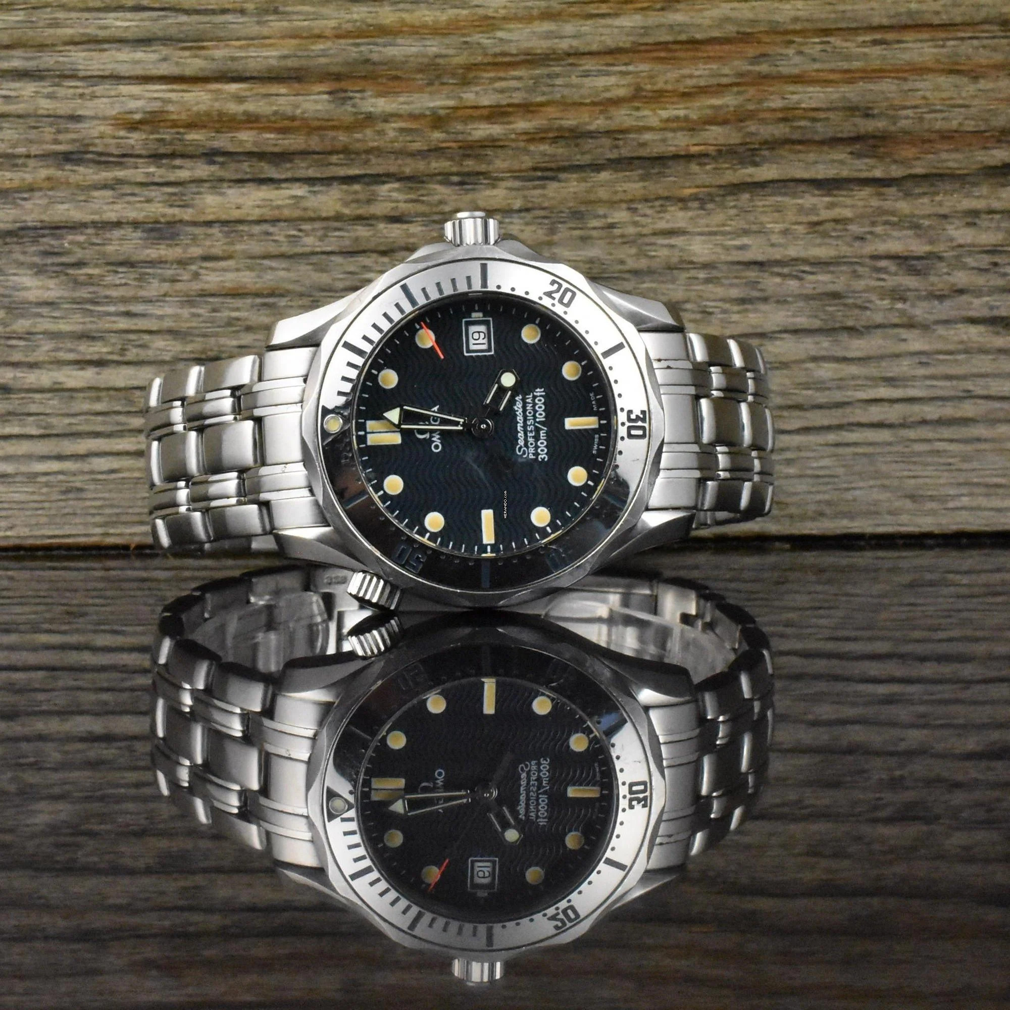 Omega Seamaster Diver 300 M Professional 300M Mid Size Quarz 36MM NICE VINTAGE - Tritium