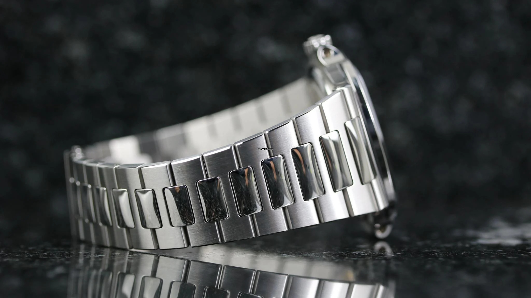  Patek Philippe Nautilus Steel - Blue - New Calibre - New - Fullset - 09/2020 