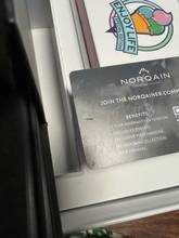 Thumbnail von Norqain N2201.1901.C01 Freedom 60 Chrono 40mm Enjoy Life Special Edition-NEU-Deutsche Auslieferung Full Set-B + P Neu versiegelt-Sammlerpaket mit Mütze u.Tüte