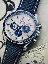 Thumbnail von Omega Speedmaster Professional Moonwatch 310.32.42.50.02.001 Speedmaster 'Silver Snoopy Award' SOFORT VERFÜGBAR Okt. 2025 Sofort verfügbar-Deutsche Auslieferung-Full Set!