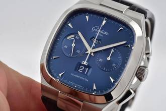 Thumbnail von Glashütte Original Seventies Chronograph Panoramadatum Senator Seventies Panorama Date Chronograph 1-37-02-03-02-30 Blue Dial