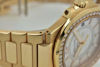 Thumbnail von Patek Philippe Nautilus 18k Rose Gold 7010/1R-001 Diamond Bezel Extract from the Archives