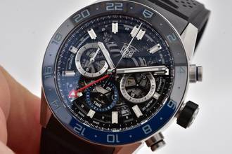 Thumbnail von TAG Heuer Carrera 02 Chronograph GMT Batman CBG2A1Z.BA0658