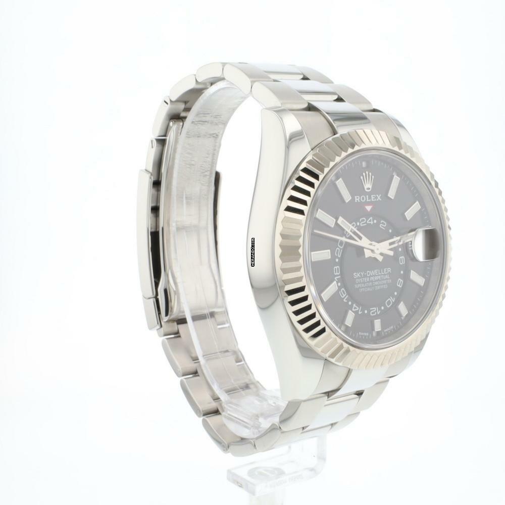Thumbnail von Rolex Sky-Dweller Steel Oyster Fluted Black Dial