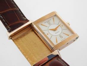 Thumbnail von Jaeger-LeCoultre Reverso Classique Classic Art Deco 18 Karat Rosegold mit Krokoband und original Schließe 18 Karat Rosegold im Top Zustand 23 x 38mm Handaufzug