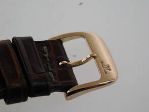 Thumbnail von Jaeger-LeCoultre Reverso Classique Classic Art Deco 18 Karat Rosegold mit Krokoband und original Schließe 18 Karat Rosegold im Top Zustand 23 x 38mm Handaufzug