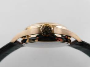 Thumbnail von IWC Portugieser Automatik Portuguese 18 Karat Rosegold 42mm mit großer Faltschließe im Neu Zustand 7 Tages Werk Kaliber C 51010 mit Glasboden wie Neu 42 mm